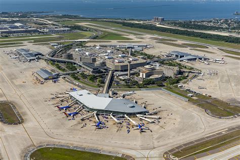Tampa airport usa - Tampa International Airport is ranked #1 among the nation’s large airports, according to the J.D. Power 2022 & 2023 North America Airport Satisfaction Study. The airport has held a top 5 ranking since 2015 and was also ranked #1 in industry benchmarking Airport Service Quality Awards for 2023.